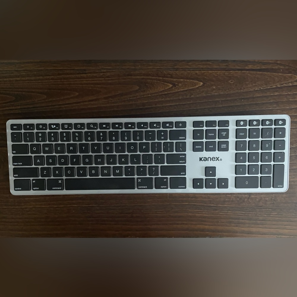 Wireless Keyboard for Windows and iOS